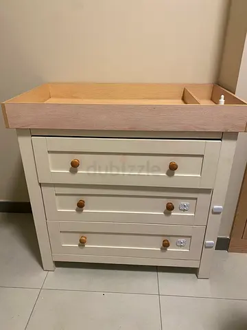 Changing table
