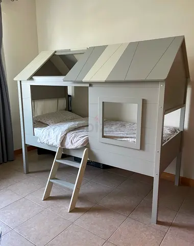 Kids bed