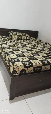 1 bedroom sharing in 2 bedroom apartment.. For couple or 2 working womens