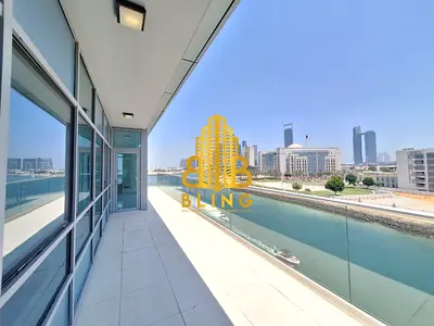 Alluring 3BHK With 1 Master BR, 2 Basement Parking & All Amenities