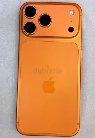 Just active iPhone 17 pro max 512gb TDRA CYCLE 1  apple warranty 09/06/2027