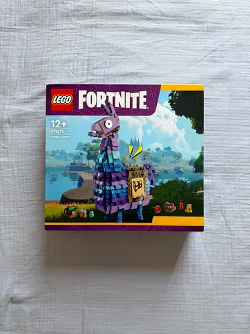 Lego Supply Lama