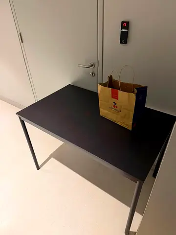 Desk for free