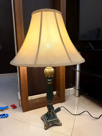Vintage-style floor lamp with fabric shade
