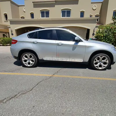 Excellent condition self driven fully mantained. BMW X6 imma ulate condition