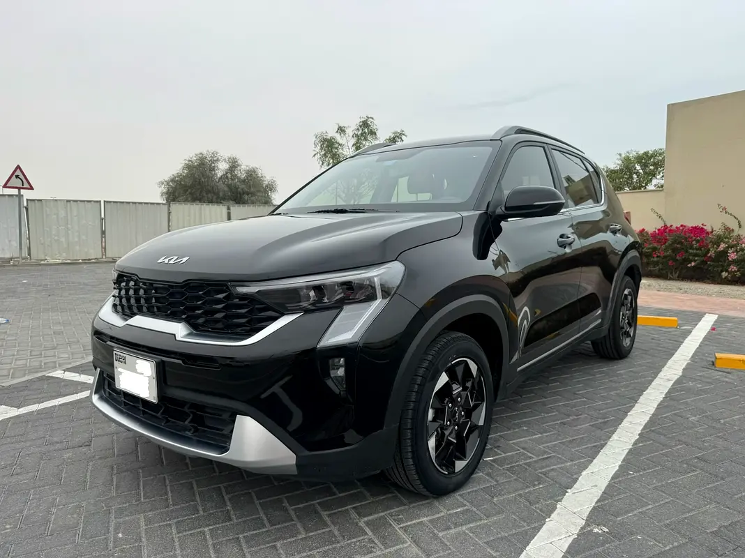 Kia Sonet 2025 — photo 1 of 6