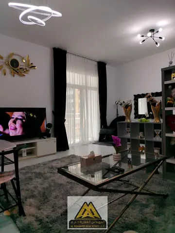 للبيع – استوديو مفروش بالكامل مع باركن ودخل استثماري جاهز في أبراج الهورايزون | سهله الوصول