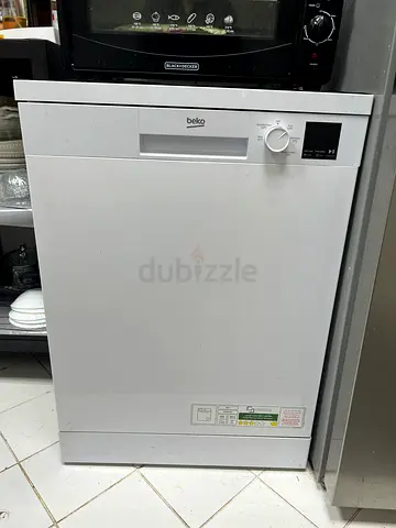 Beko freestanding dishwasher in warranty perfect working condition