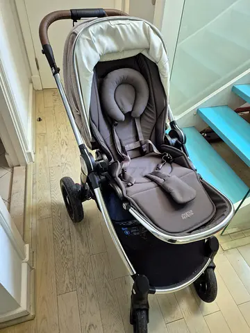 Mamas and Papas Ocarro pushchair