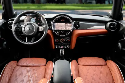 صورة 8 لـ 2023 MINI COOPER