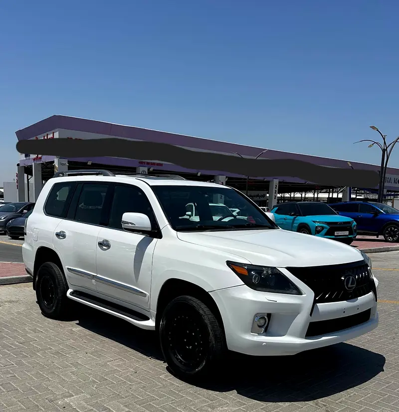 Lexus LX-Series 2015 — photo 1 of 20