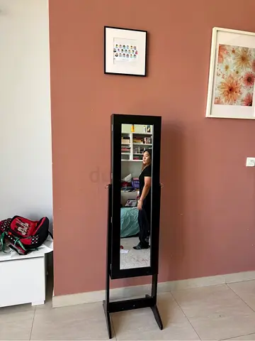 Free-standing Full-length Mirror with Jewelry Cabinet (Black)
