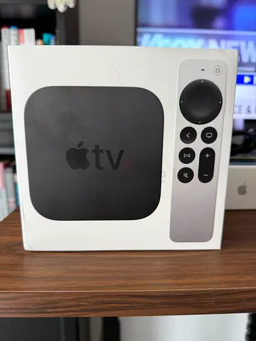 Apple TV 4K (1st Gen) 32GB — Great Condition (Remote Has Nav Quirk)