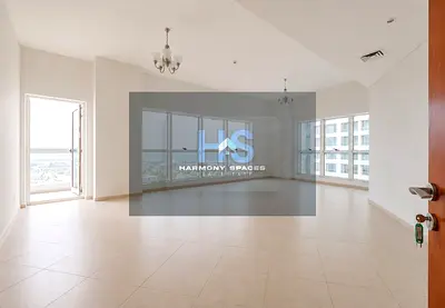 High-Floor 3BR | SZR & City Views | Balcony | Dubai Jewel Tower