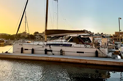 DUFOUR 460 (2018) - RARE OPPORTUNITY