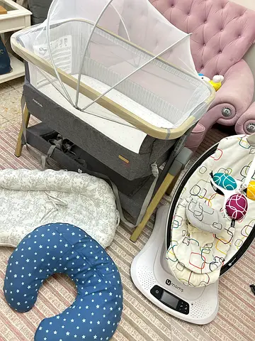Baby item all at 700 AED