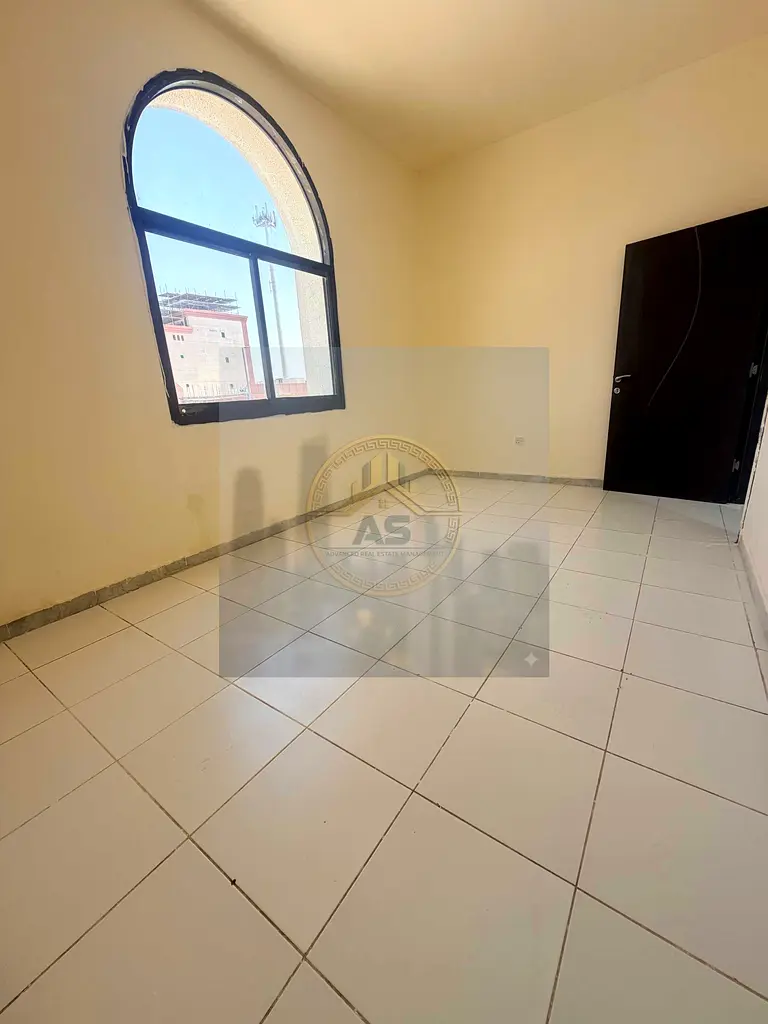 ✨🏡 Modern 1BHK | Prime Khalidiyah Location | First Floor | Natural Light 💧 Free Water • ⚡ Electricity • 🛠 Maintenance