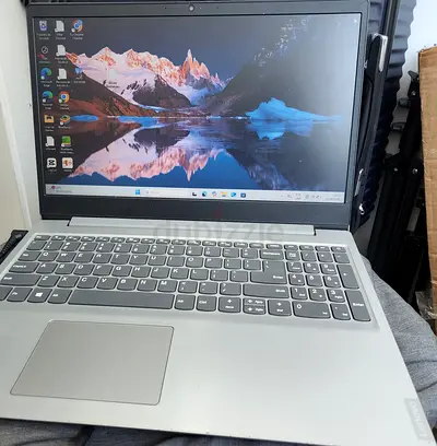 Lenovo IdeaPad S145 (15.6) featuring an Intel Celeron 4205U (1.80 GHz) processor, 4 GB RAM, a 128 G