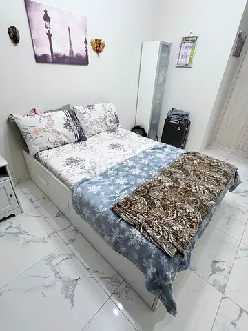 Single bed with storage and mattress in good condition