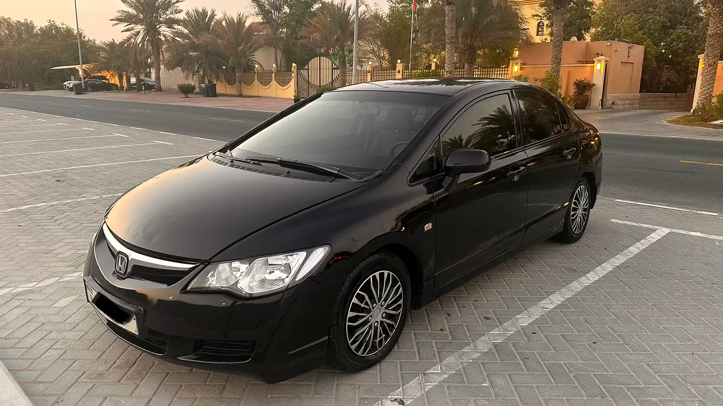 Honda Civic 2007 — photo 1 of 7