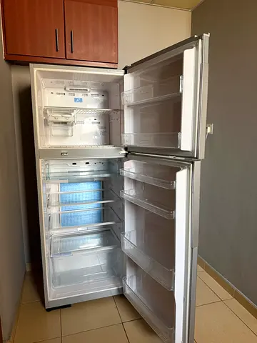 Refrigerator Hitachi
