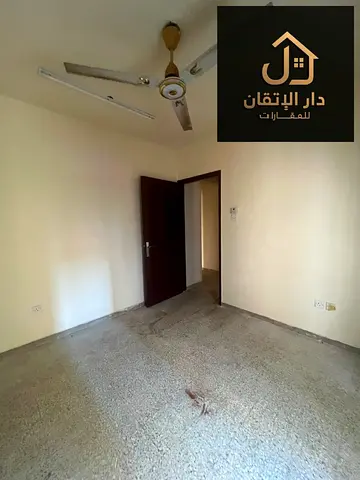 فرصة رائعة للإيجار السنوي في **منطقة بودانق – القاسمية (المحطة)**، شقة عائلية مميزة بموقع استراتيجي **قريب من ميغا مول** وجميع الخدمات والمرافق الأساس