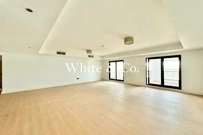 Upgraded+ Sea View | Vacant | Unfurnished
