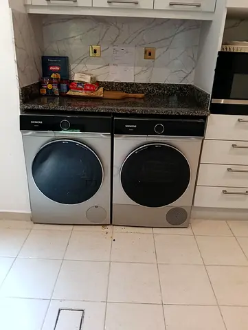 Siemens iQ700 Separate Washer 10 kg Dryer 9 kg with WiFi Smart Connect