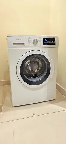 Siemens iQ500 9 kg washer machine like new condition perfect working