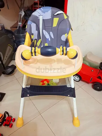 Lightweight baby high chair with removable tray and toy bar