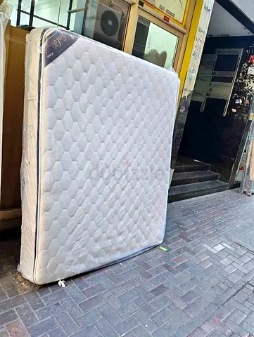 Top pillow mattress 180x200cm King size mattress.  All times delivery available