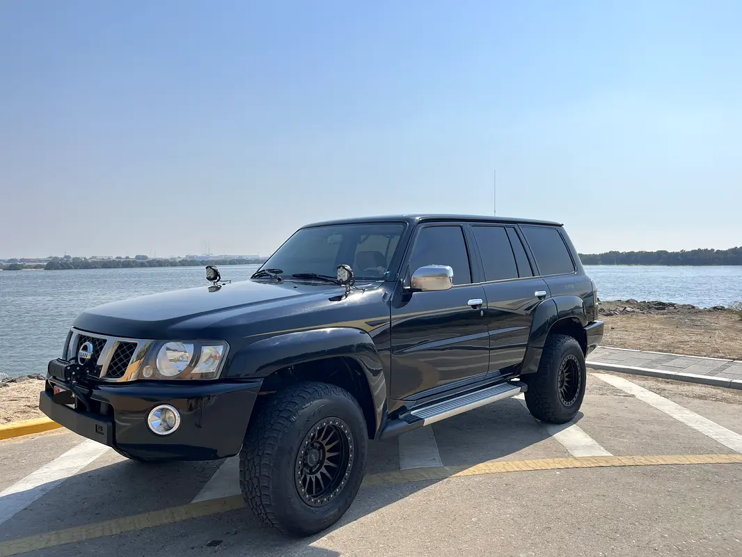 Nissan Patrol Safari 2006 — photo 1 of 11