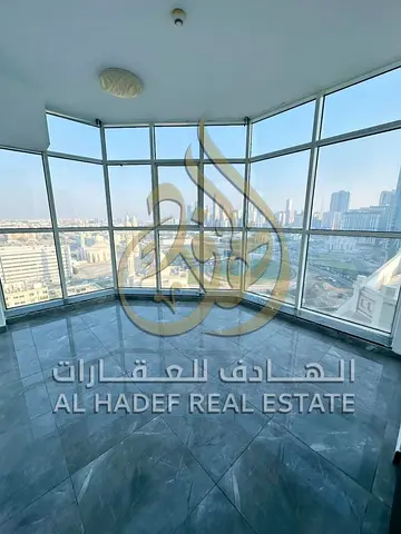 بلكونات وخزائن في الحائط . ايجار سنوي   ⭐️جيم ومسبح مجاني  ⭐️باركن للسيارة مجاني  ⭐️شهر إضافي مجاني  ⭐️صيانه دورية مجاني   طريقة الدفع 4 او 6 دفعات م