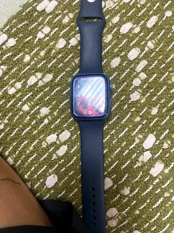 Used smartwatch with silicone strap (works well) - Black