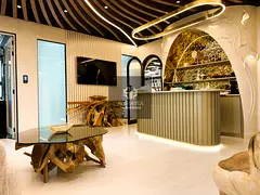 Fully Furnished | High Floor | Luxurious office