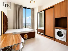 Furnished | Elegant Finishes | Open Views | 12 Chq