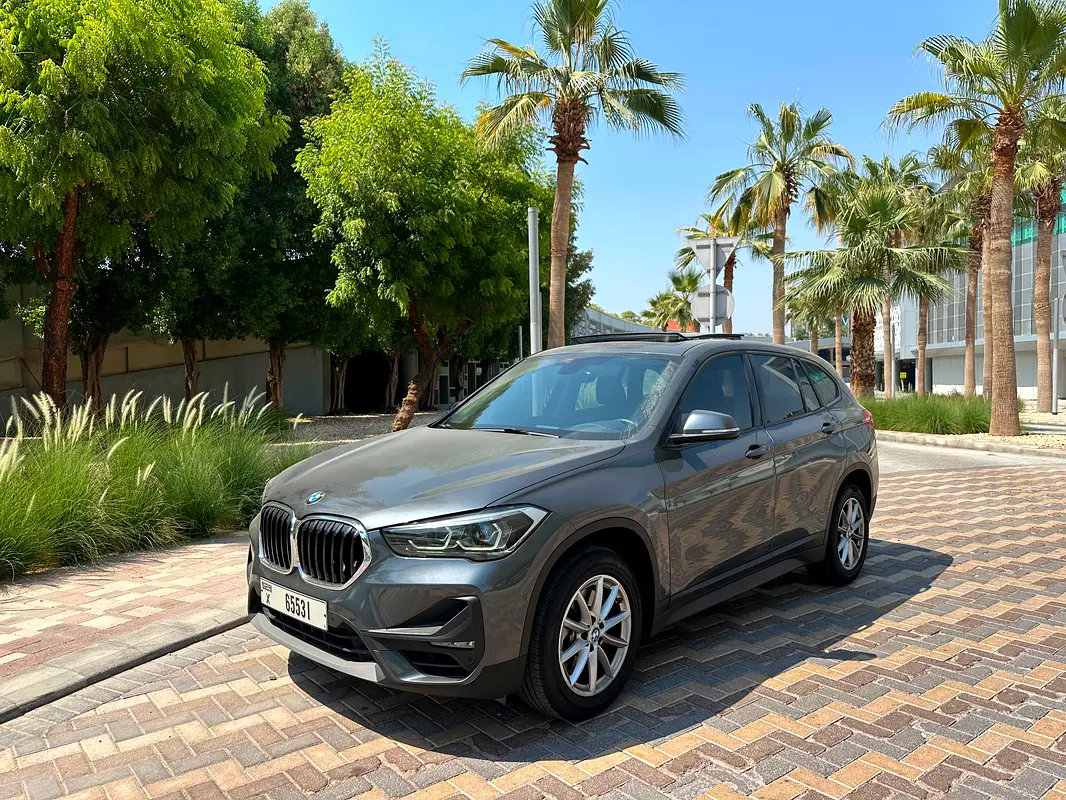 BMW X1 2022 — photo 1 of 11