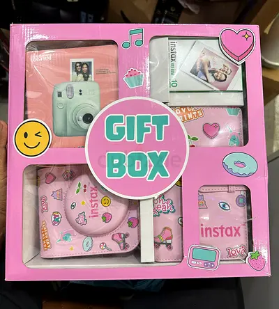Fujifilm Instax Mini Gift Box Set (Pink) - Camera + Case + Prints
