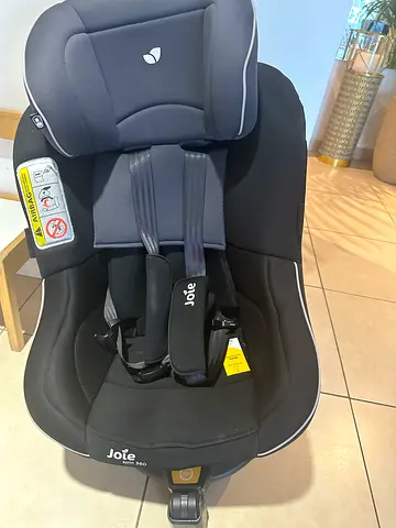 Rotatable kids car seat