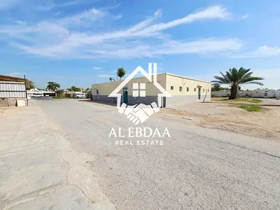 بيت استثماري زاوية | 14 غرفة | مؤجر بالكامل