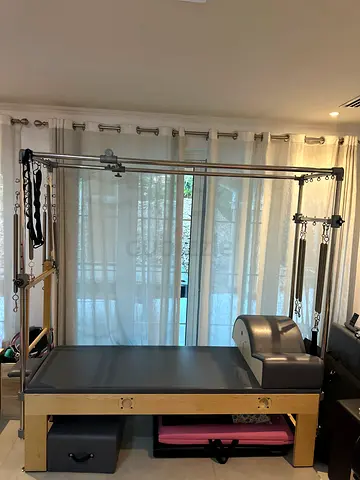 Pilates Cadillac Elina