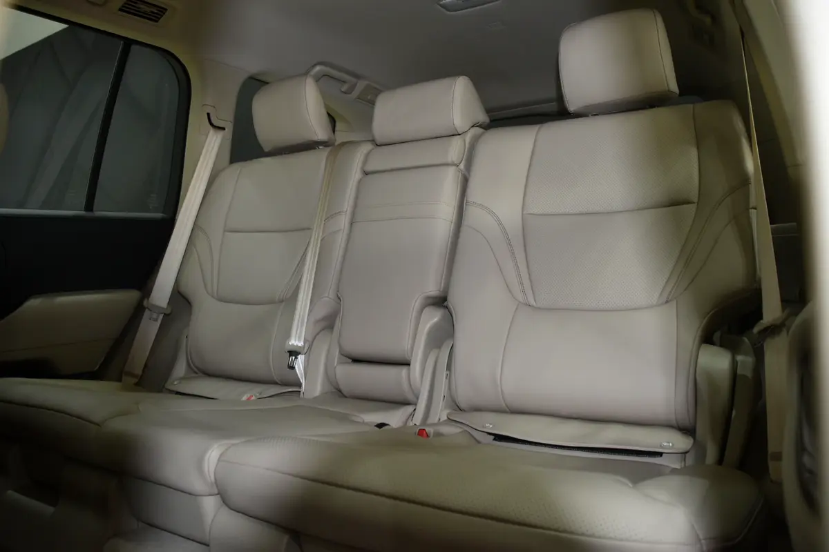 Toyota Land Cruiser 2023