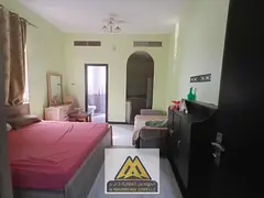 The studio features good finishing and a strategic location with easy access to Dubai and other area