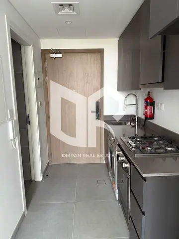 📞 Available now for AED 38,000 per year with flexible payments 4. Contact us today to arrange a viewing! 🔑✨