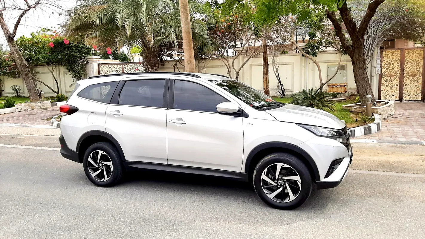 Toyota Rush 2023 — photo 1 of 16