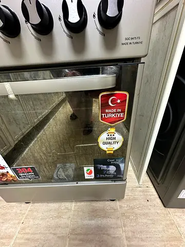 Super General  gas cooker/oven - stainless steel, made in Turkey in excellent condition, rarely used