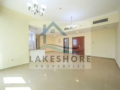 Spacious & Bright | 2 Bedroom | Next to Metro
