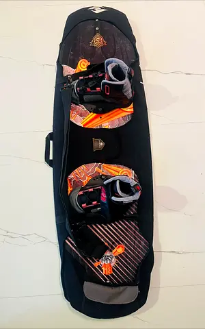 Kids 118 - Used Wakeboard with Bindings and Carry Bag - Good Condition
