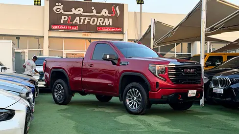 GMC Sierra AT4 V8 5.3L 2022 | GCC Specs | original paint  Excellent Condition | under warranty
