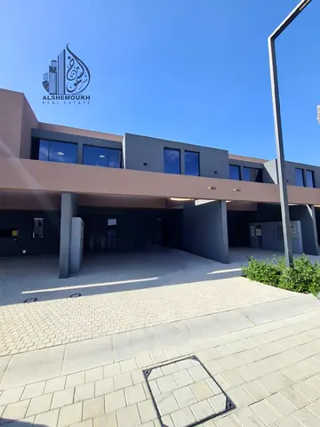 فيلا غرفتين و صالة للإيجار بمسار